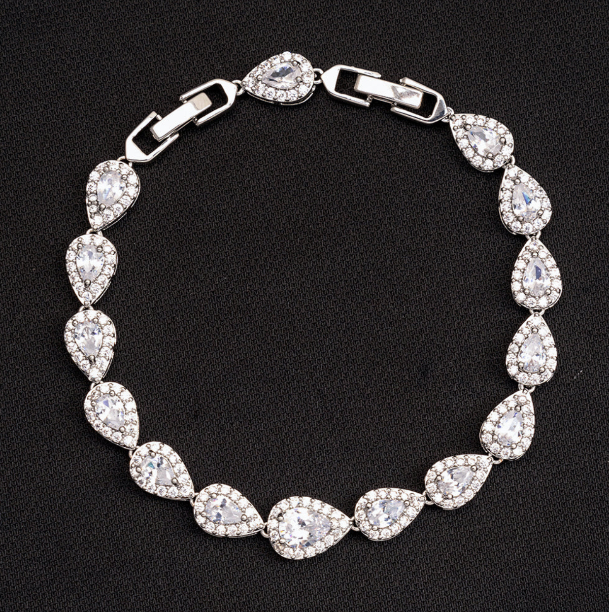 Viral Tear Drop Bracelet