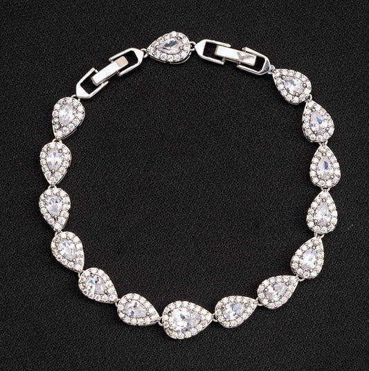 Viral Tear Drop Bracelet